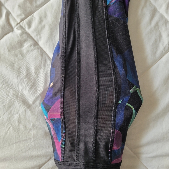 Kyodan Leggings with Mesh Side Panels - Picture 6 of 6